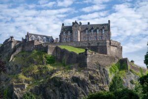 Read more about the article Is One Day in Edinburgh Enough? My Story, Your Blueprint