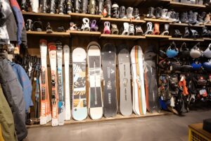 Read more about the article Some Best Places to Rent Gear Interlaken Without Getting Ripped Off